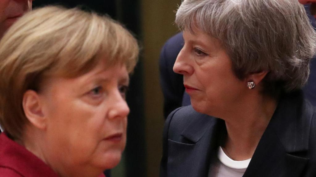 May y Merkel, durante la cumbre del 'brexit'