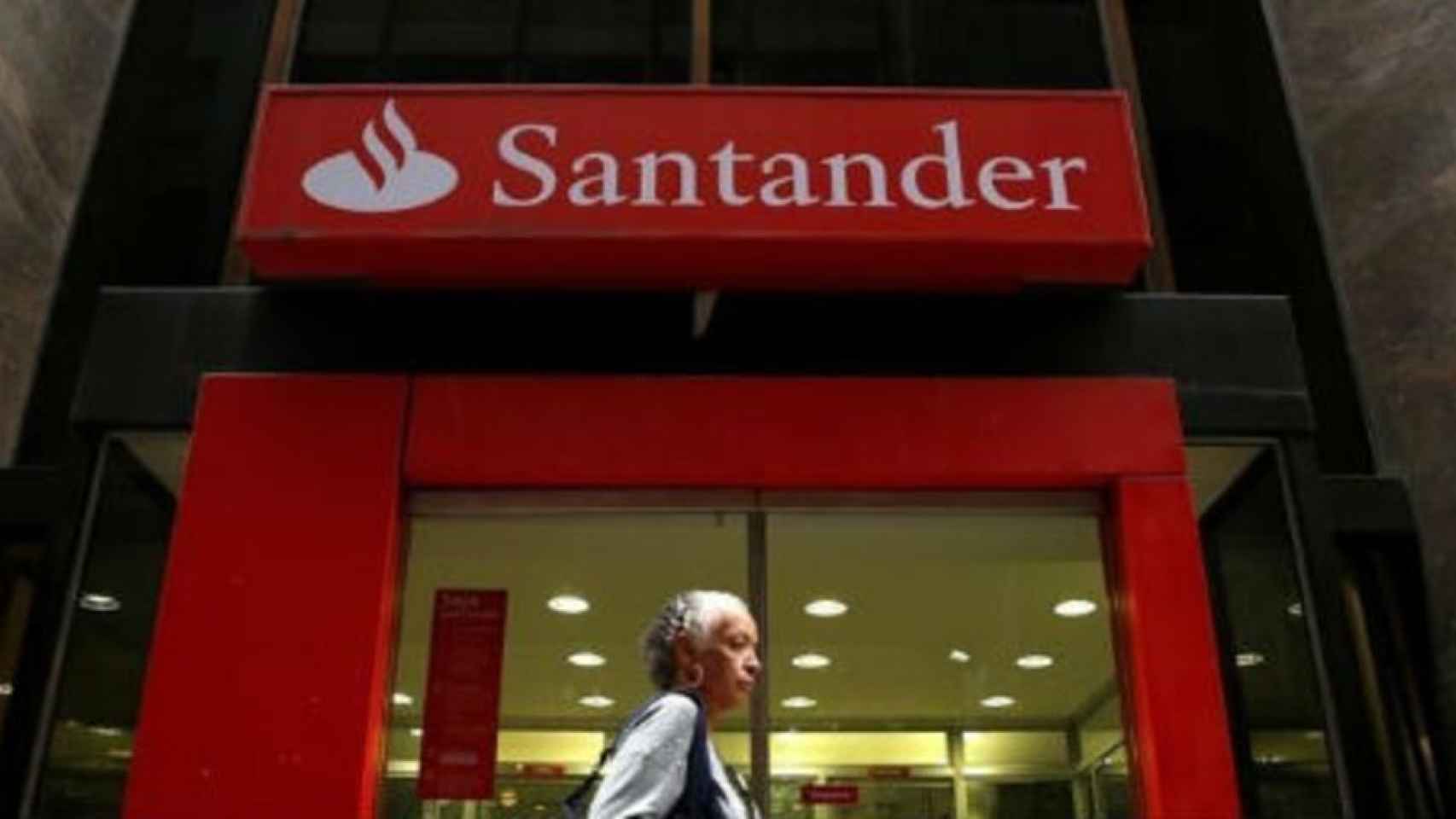 Santander alcanza un acuerdo con Aegon para que sea su aseguradora en España en varios negocios