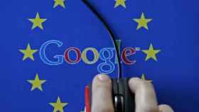 Bruselas impone a Google una multa récord de 4