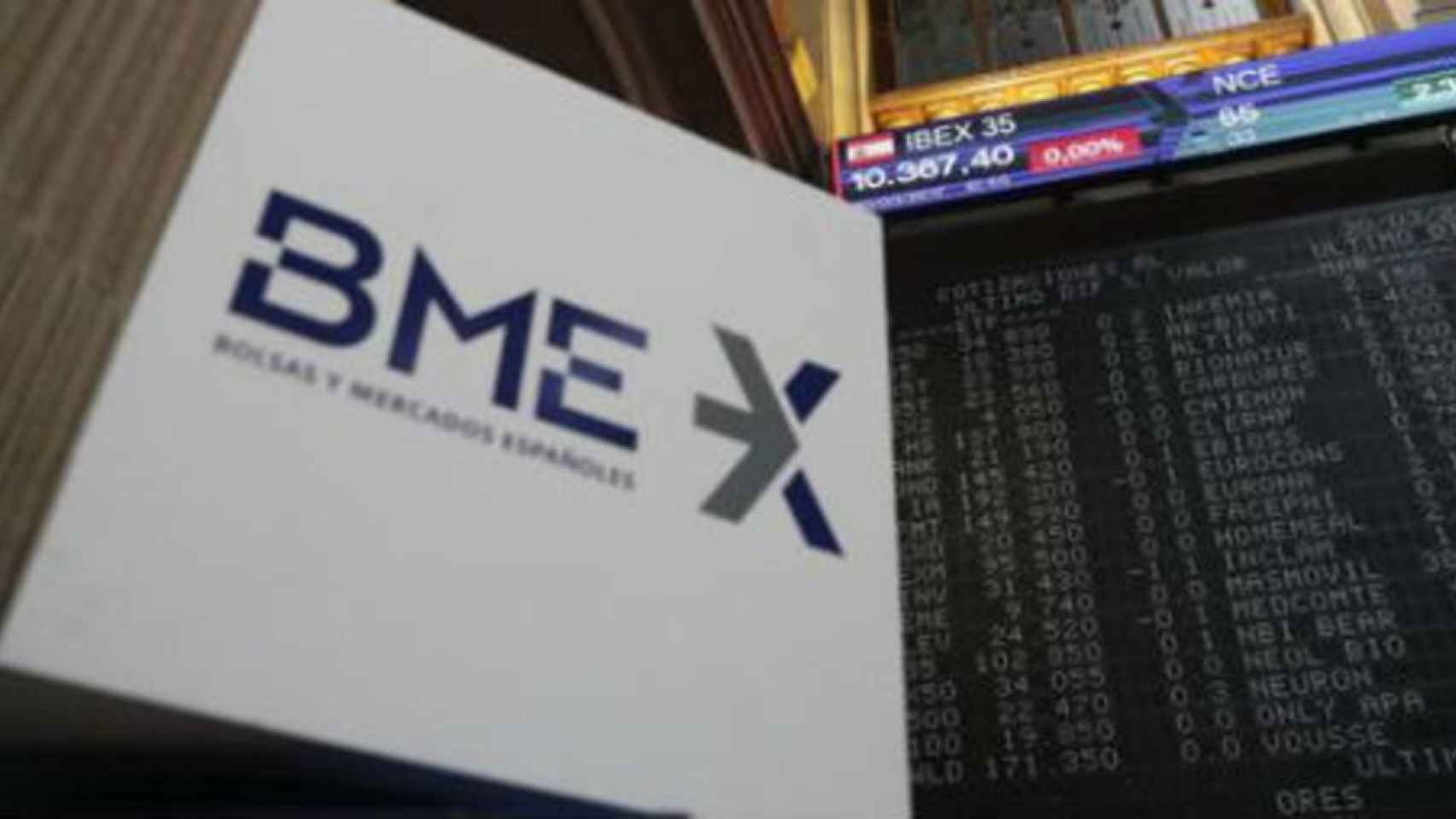 Logotipo de BME en la Bolsa de Madrid.