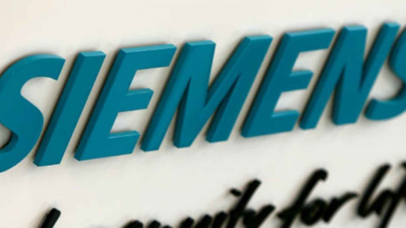 Rótulo con el logotipo de Siemens.