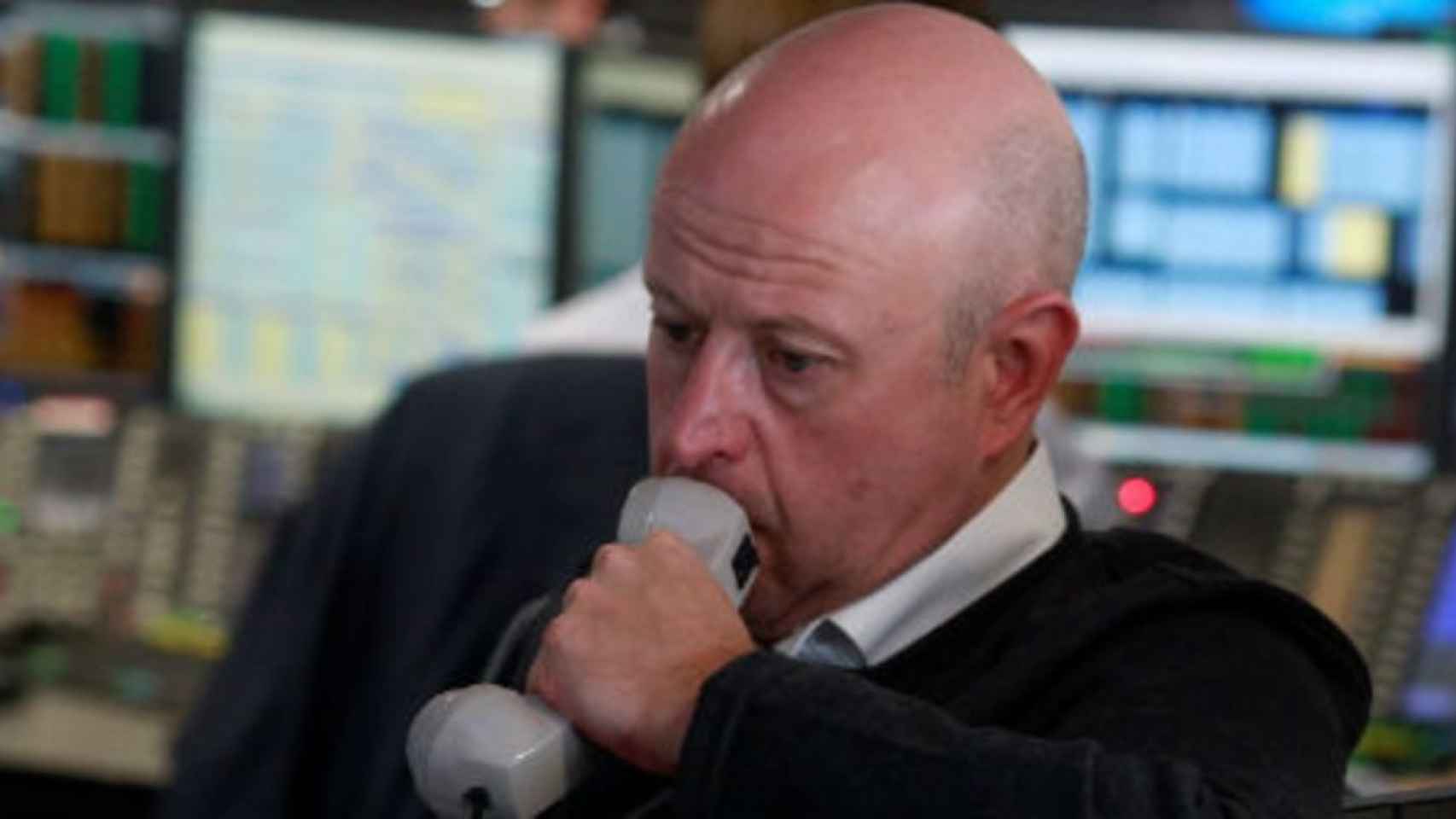 El Dow Jones escapa de las caídas de Wall Street, que arrebatan el 8