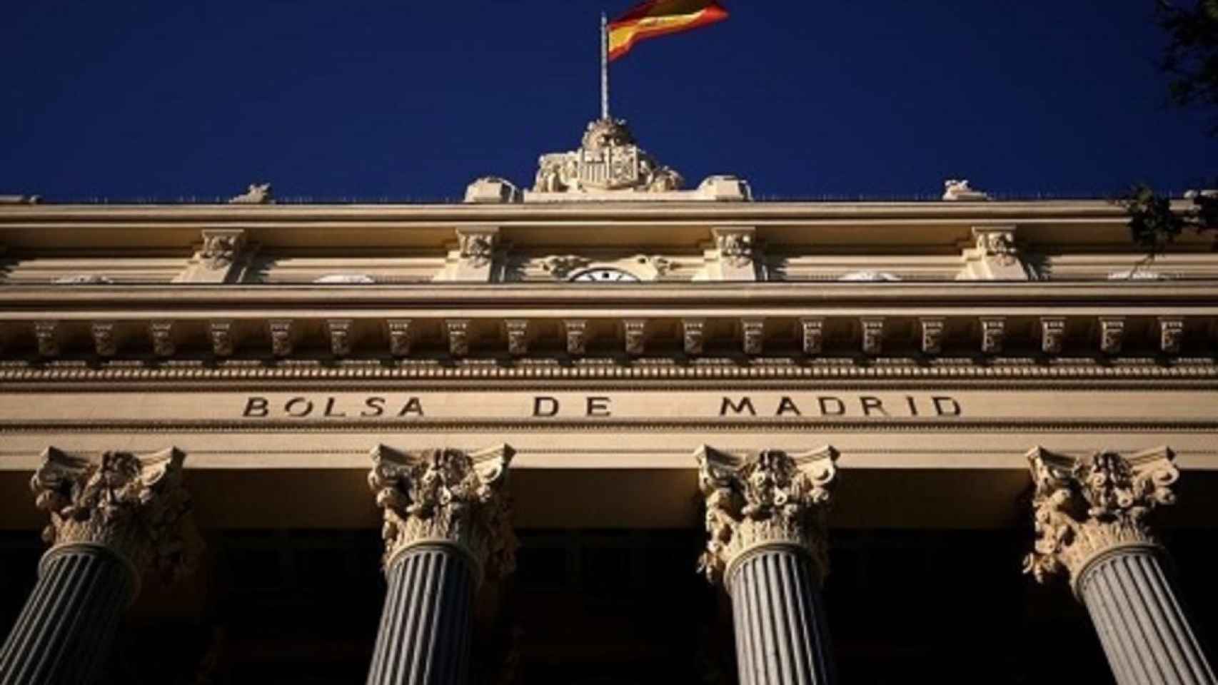 Fachada de la Bolsa de Madrid.
