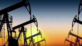 El petróleo supera los 80 dólares tras la negativa de la OPEP y sus aliados a bombear más crudo