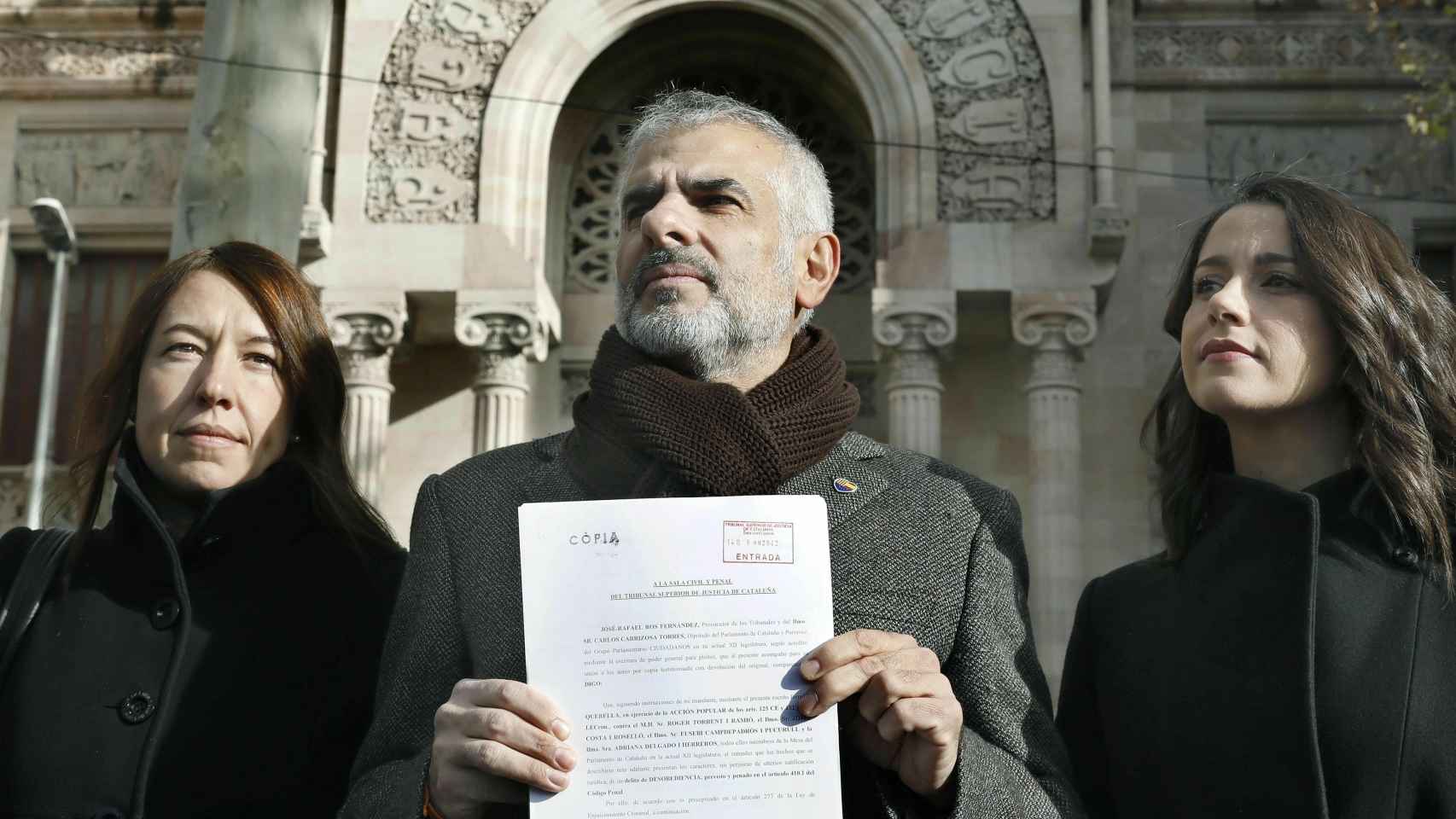 Carlos Carrizosa a la salida del Tribunal Superior de Justicia de Cataluña.
