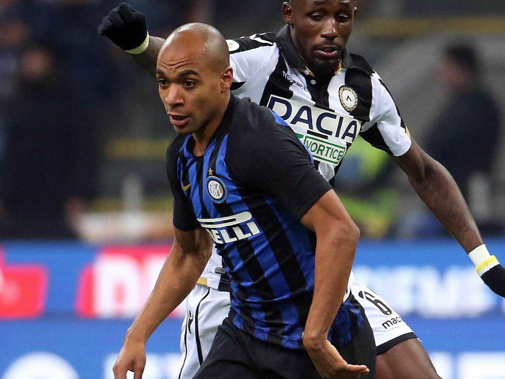 Joao Mario, jugador del Inter, durante el partido contra Udinese