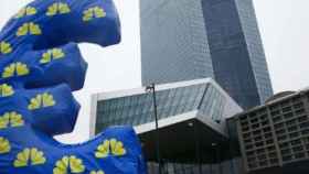 El Euríbor cierra marzo en el -0,191% y abaratará las hipotecas en 51 euros anuales