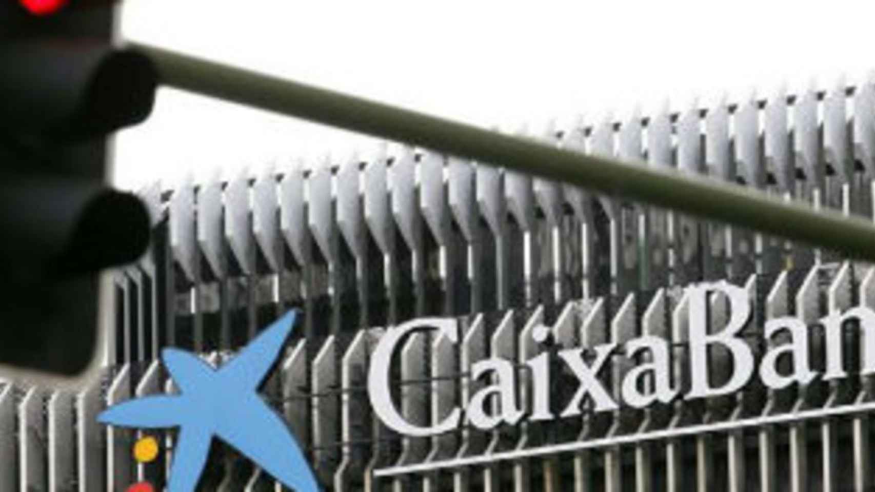 El juez imputa a CaixaBank por blanqueo de capitales de la mafia china