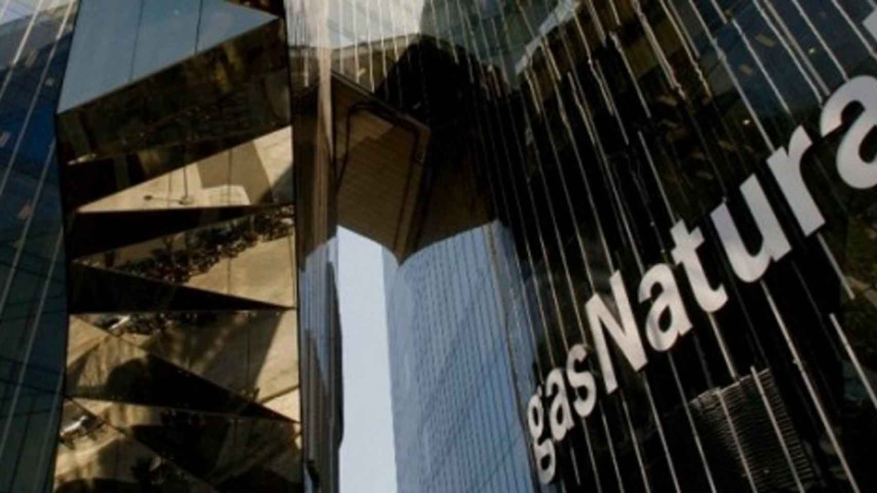 Gas Natural reestructura sus áreas de negocio y promociona a Manuel Fernández