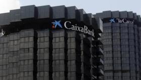 CaixaBank no ve una buena idea el impuesto a la banca que propone el Gobierno