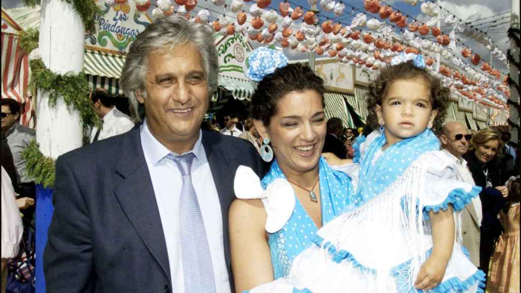 Chiquetete, Raquel  Bollo y su hija, Alma, en 2001.