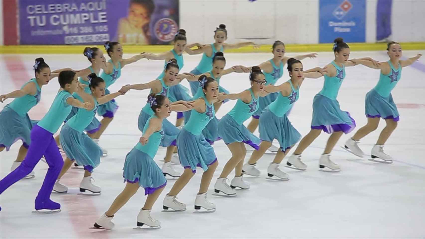 Las chicas de patinaje sincronizado de La Nevera