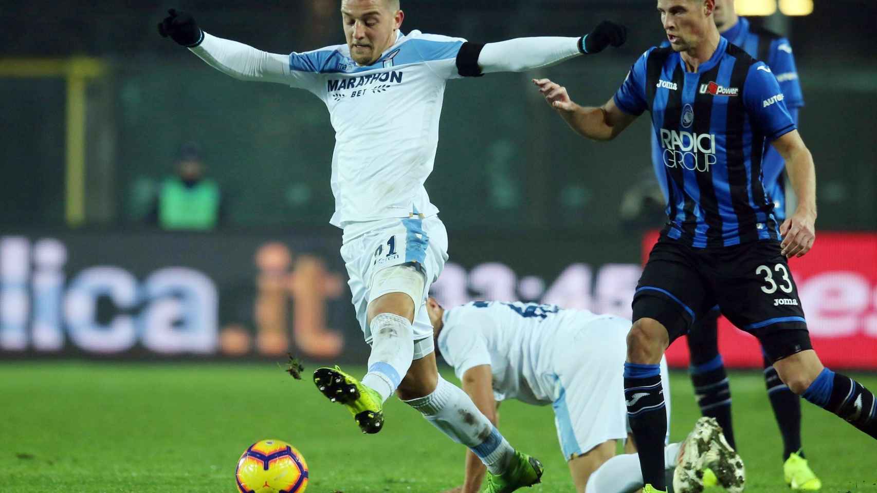 Milinkovic-Savic en un partido frente al Atalanta