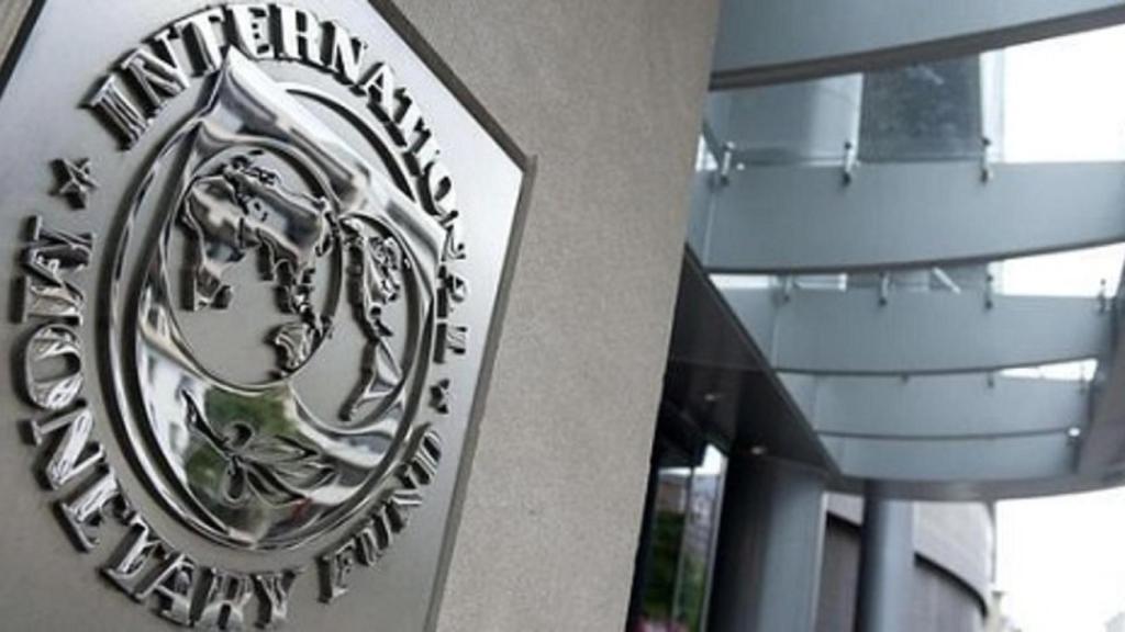 El FMI aprueba préstamo puente de 1