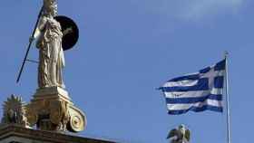 Fitch eleva el rating de Grecia de estable a positivo