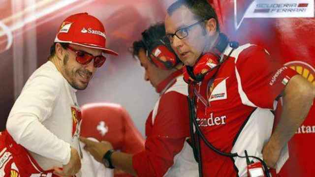 Fernando Alonso y Sandro Domenicali durante la etapa de ambos en Ferrari