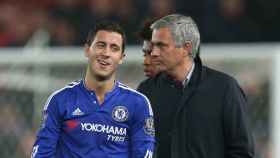 Hazard y Mourinho en el Chelsea