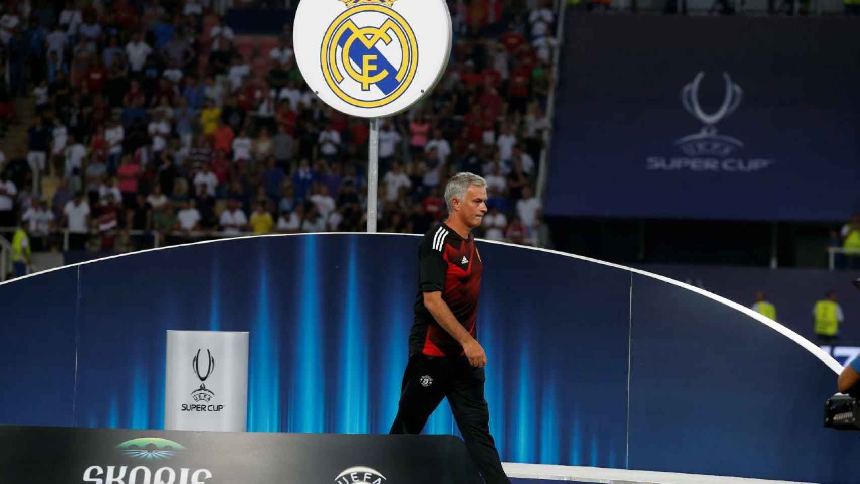Mourinho durante la Supercopa de Europa de 2017 contra el Real Madrid
