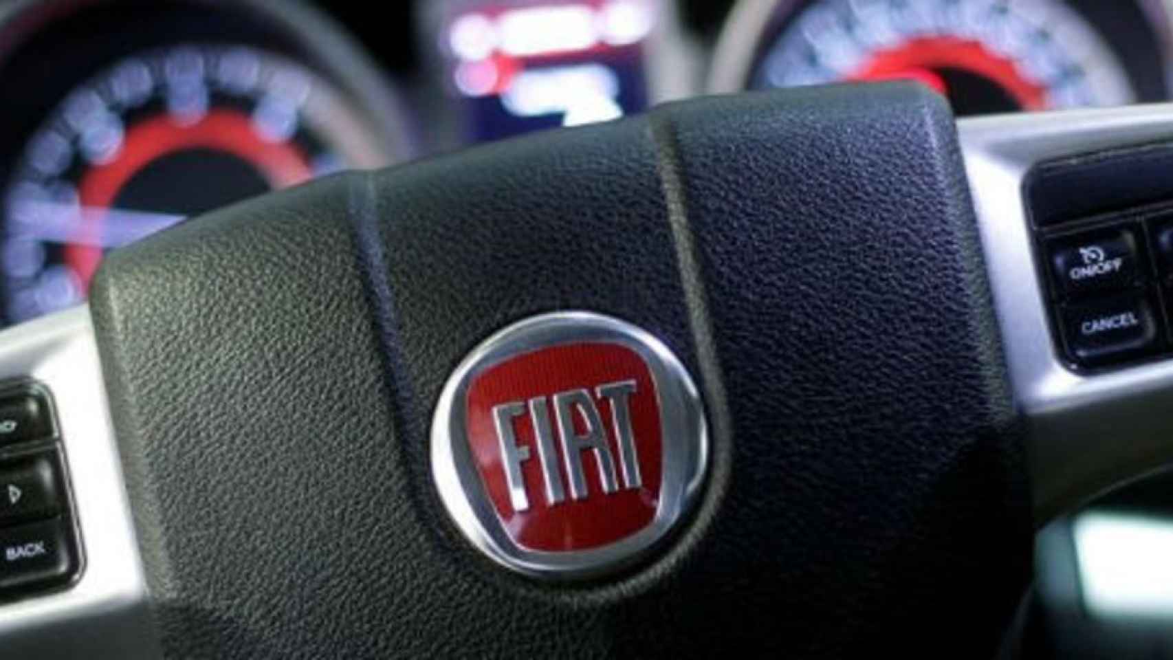 El volante de un Fiat.