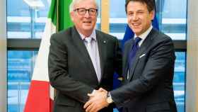 El primer ministro italiano, Giuseppe Conte, durante su última visita a Juncker