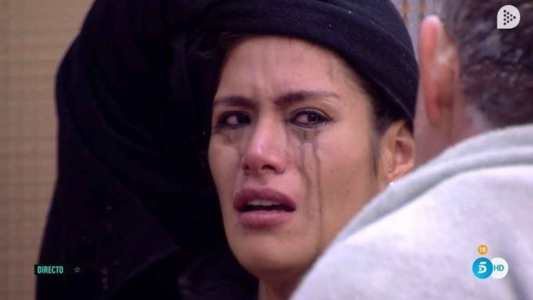Miriam llorando lágrimas negras en 'GH VIP'.