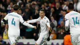 Sergio Ramos y Cristiano Ronaldo celebran un gol