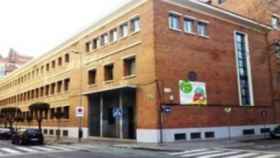 Fachada del colegio San Viator de Huesca.