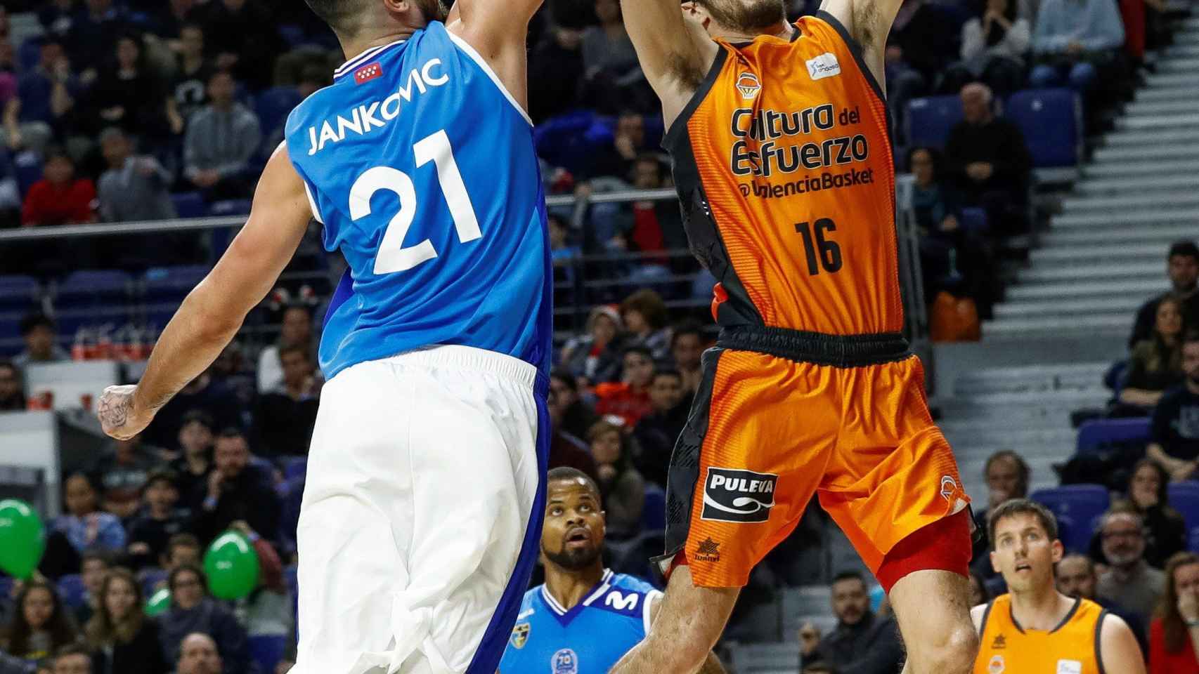 Movistar Estudiantes vs Valencia Basket Club