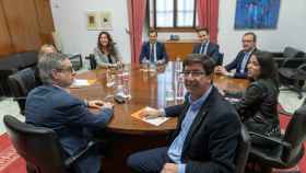 Reunión de los miembros del Partido Popular de Andalucía y Ciudadanos.