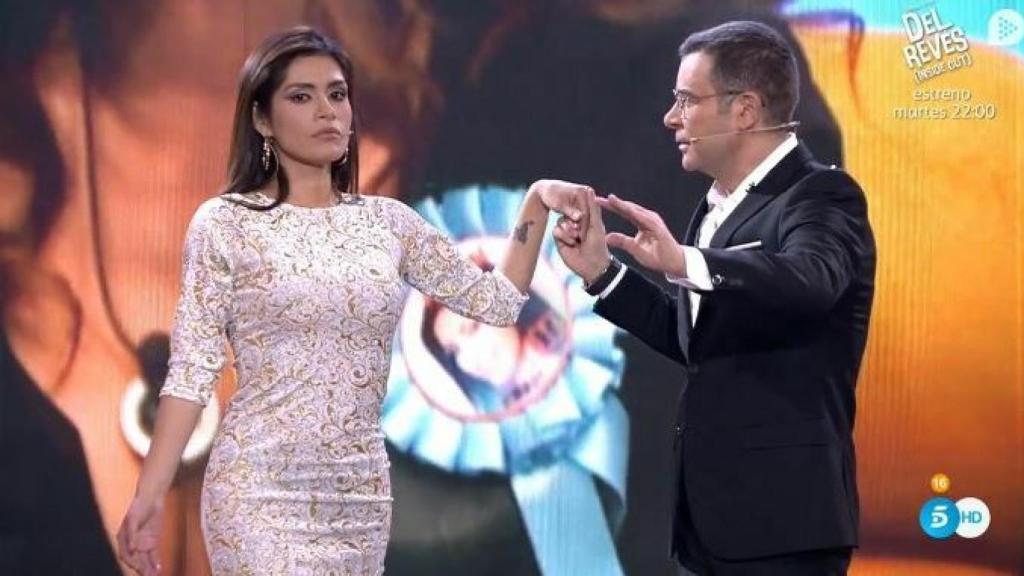 Jorge Javier junto a Miriam, 'la presidenta' de Perú.