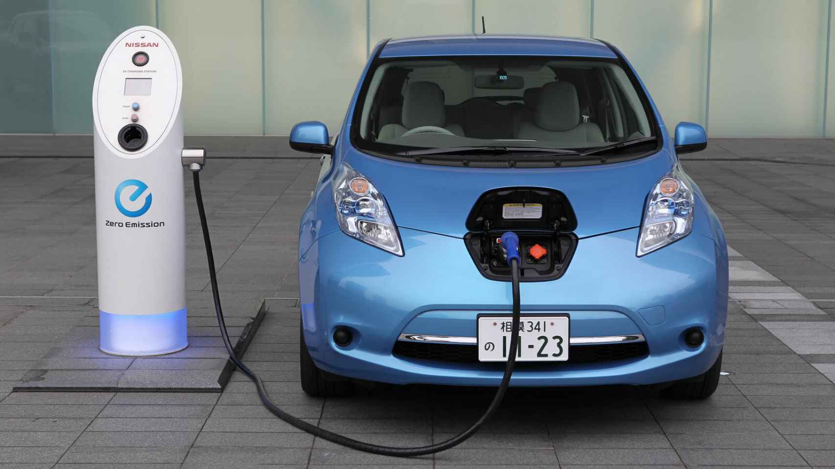 El coche eléctrico: los 10 datos que debes saber antes de comprártelo en  2019