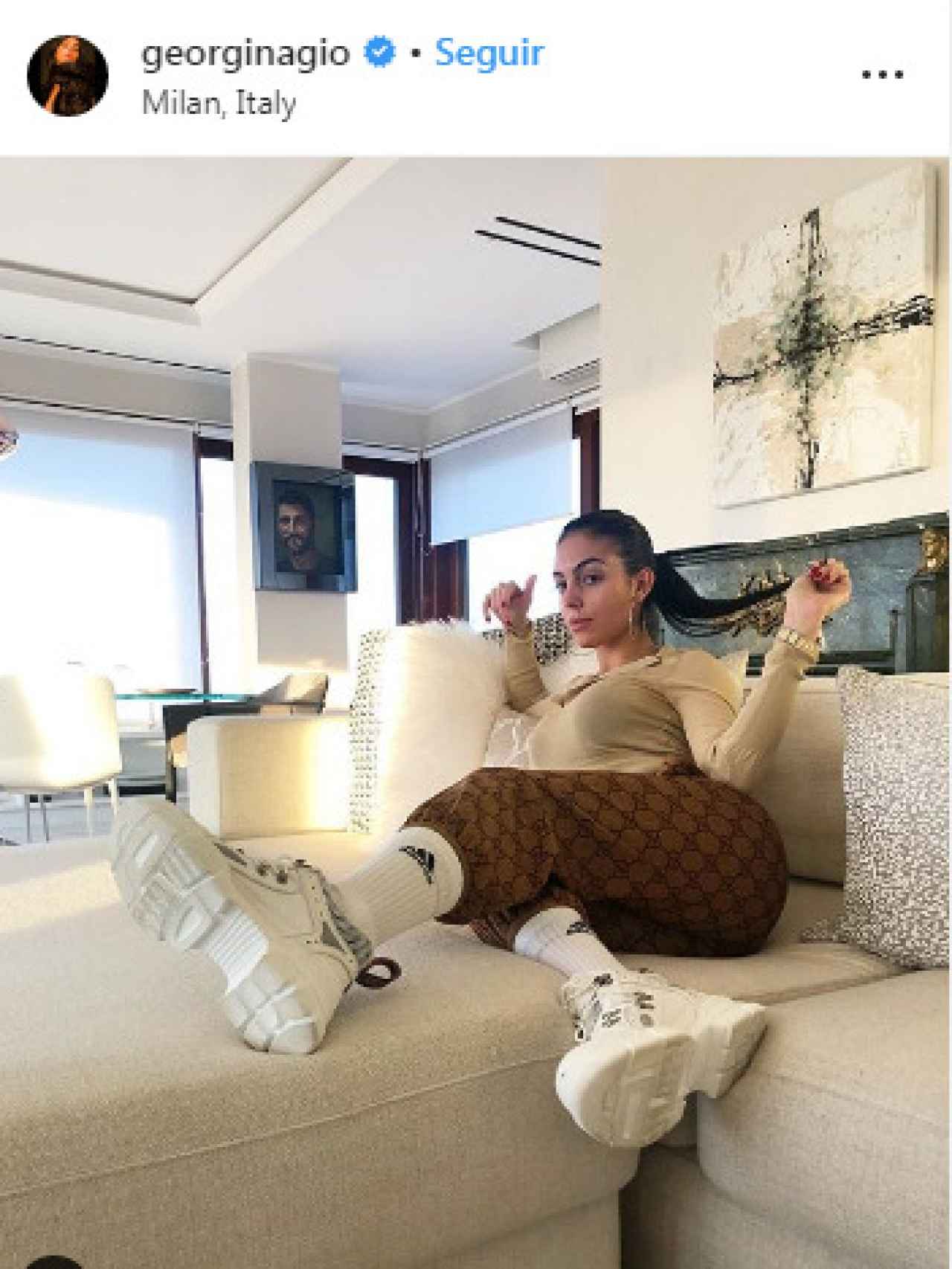Publicación de Instagram de Georgina Rodríguez con calcetines de Adidas