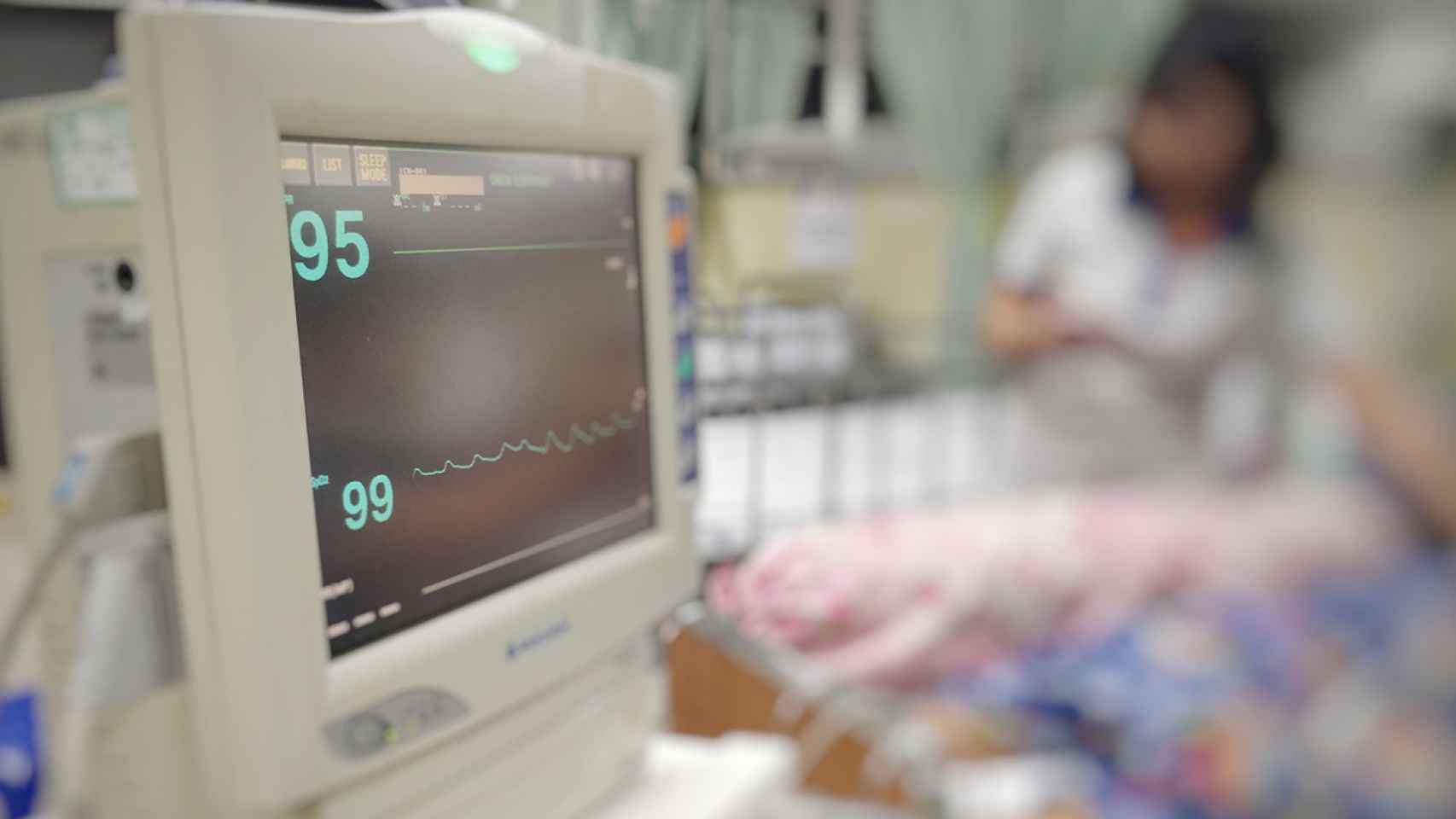 En los hospitales hay equipos de diagnósticos que se instalaron hace 10 años y su software no se ha actualizado ni una sola vez.