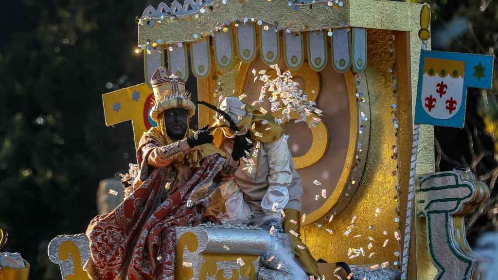 El Rey Baltasar durante la Cabalgata de Reyes Magos de Sevilla  en una imagen de archivo.