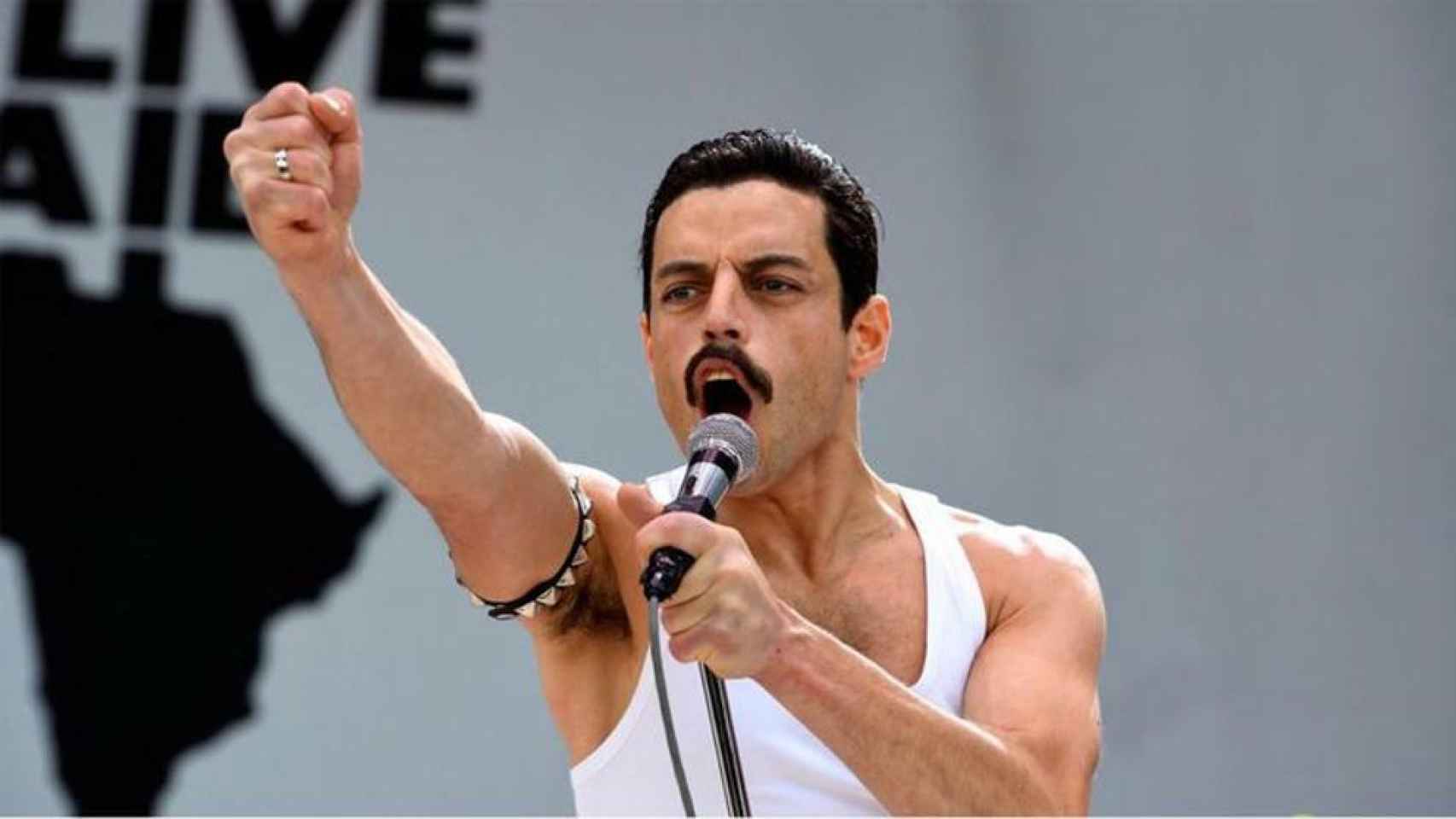 Rami Malek como Freddie Mercury.
