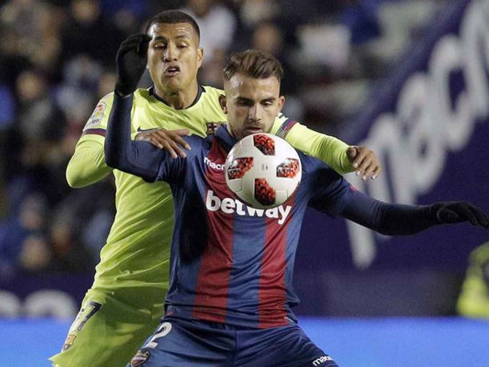 Borja Mayoral, delantero del Levante, durante el partido de Copa contra el Barça