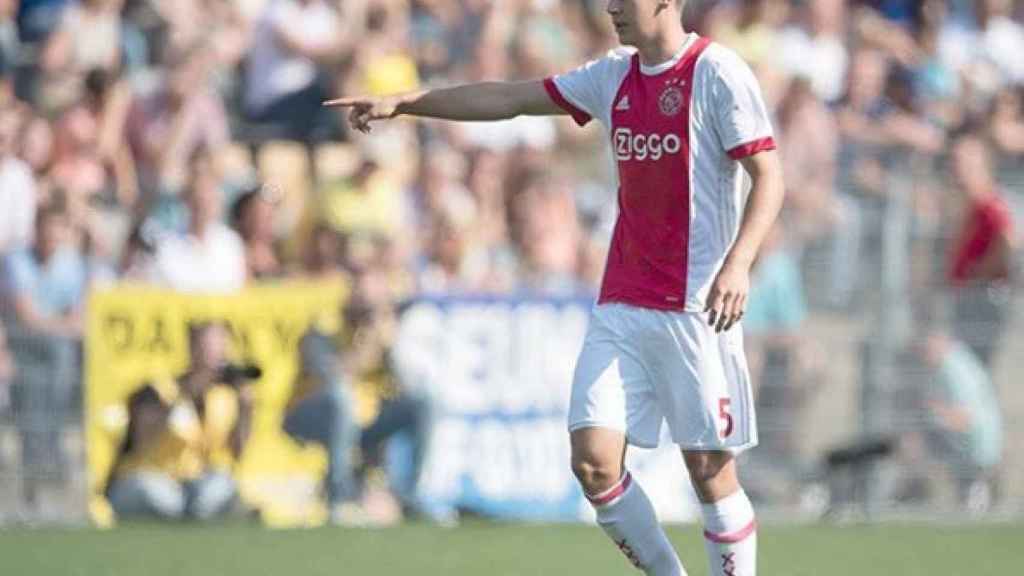 Maximiliam Wöber, defensa del Ajax, cerca de fichar por el Sevilla