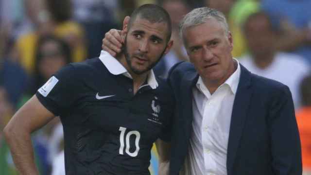 Deschamps junto a Benzema en la selección de Francia