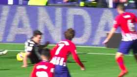 Nueva polémica: Penalti inexistente que adelanta al Atlético contra el Levante