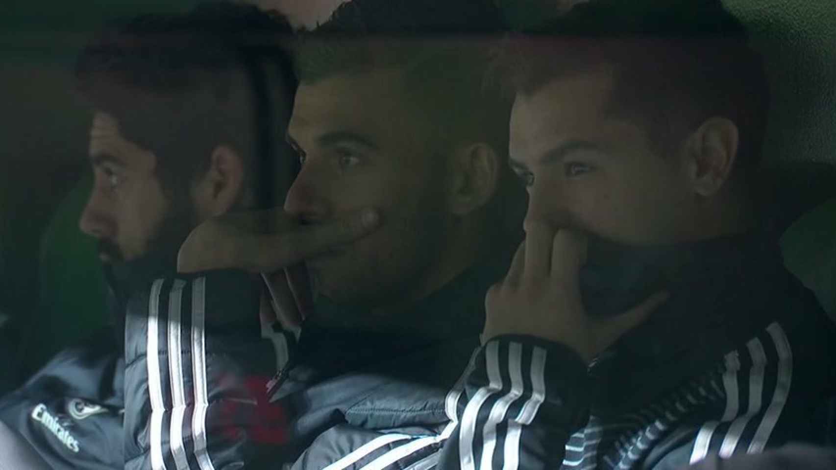 Isco, Brahim y Ceballos, en el banquillo del Real Madrid en el Benito Villamarín
