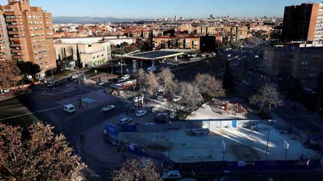 La plaza de Fernández Ladreda, más conocida como Plaza Elíptica, es el perfecto ejemplo del Madrid que no respira.