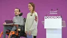 Pablo Echenique y Noelia Vera, tras la reunión de la dirección de Podemos.