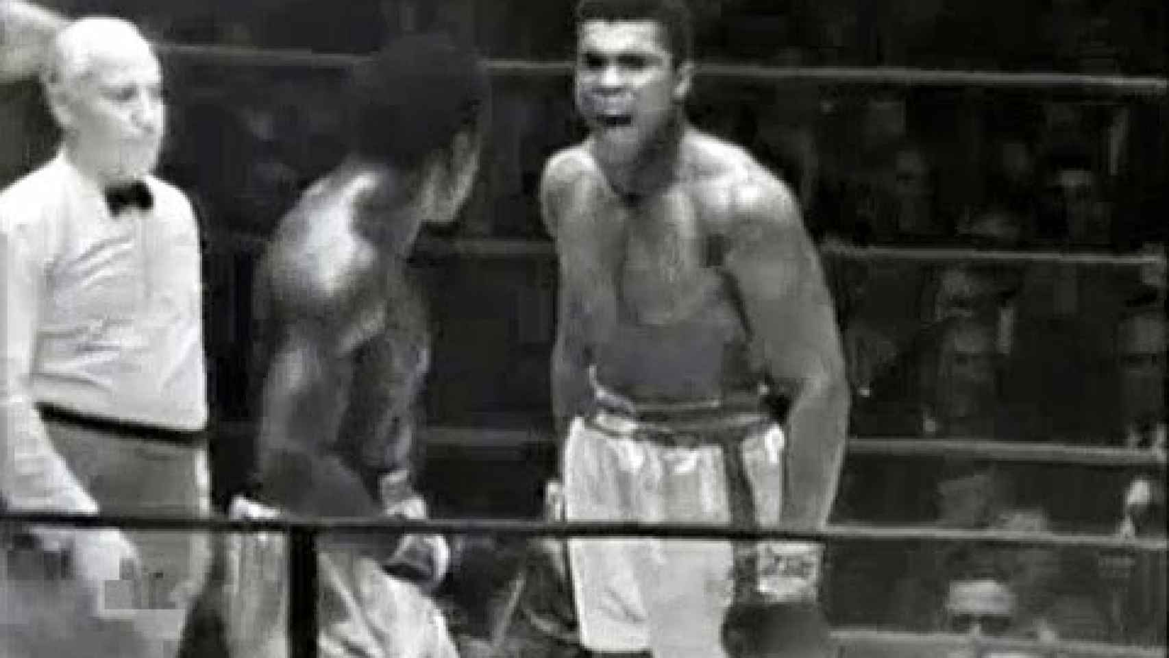 Muhammad Ali le grita a Ernie Terrel que diga su nombre