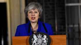 Theresa May, primera ministra británica, comparece en Downing Street.