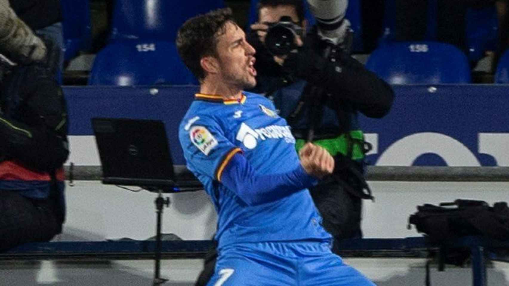 Jaime Mata celebra uno de sus goles ante el Alavés