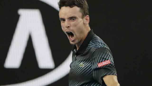 Bautista remonta y se clasifica para los cuartos de final de Open de Australia
