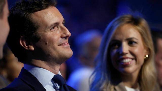 Pablo Casado y su esposa, en la Convención del PP.