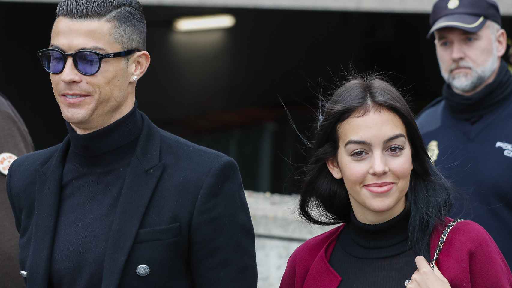 Cristiano Ronaldo y Georgina Rodríguez a su salida de la Audiencia Provincial de Madrid.