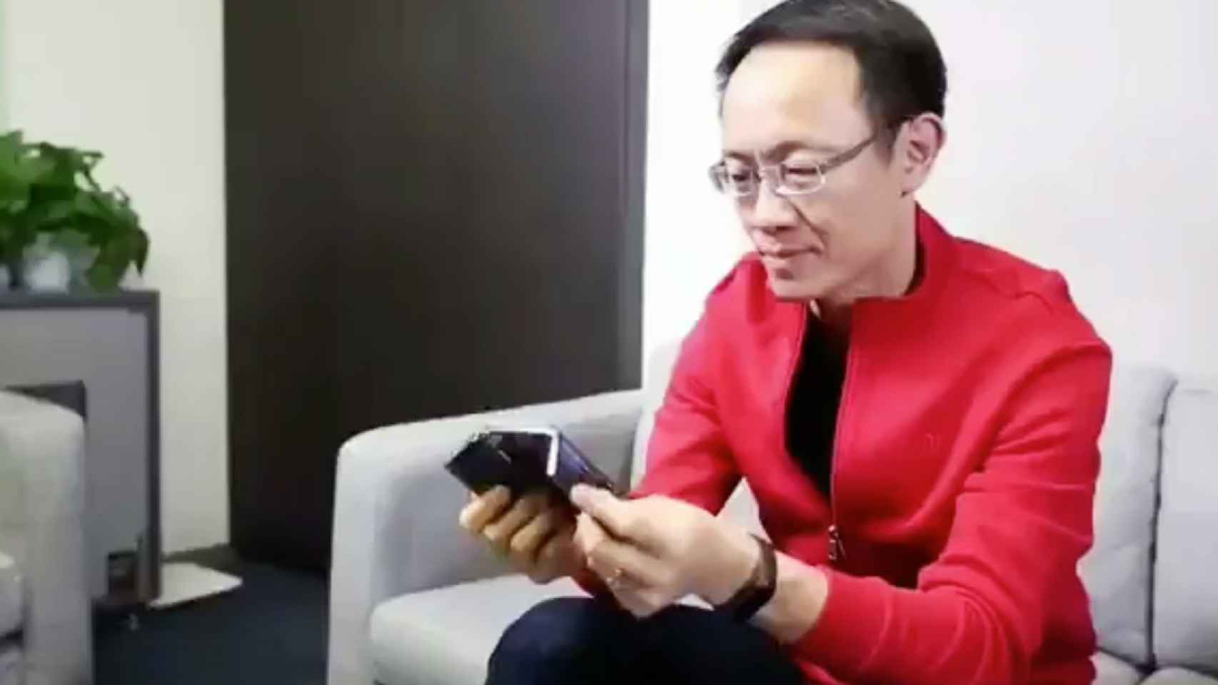 Xiaomi enseña su alucinante móvil plegable en vídeo