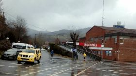 Asturias evacua el hospital de Arriondas tras las inundaciones por la lluvia